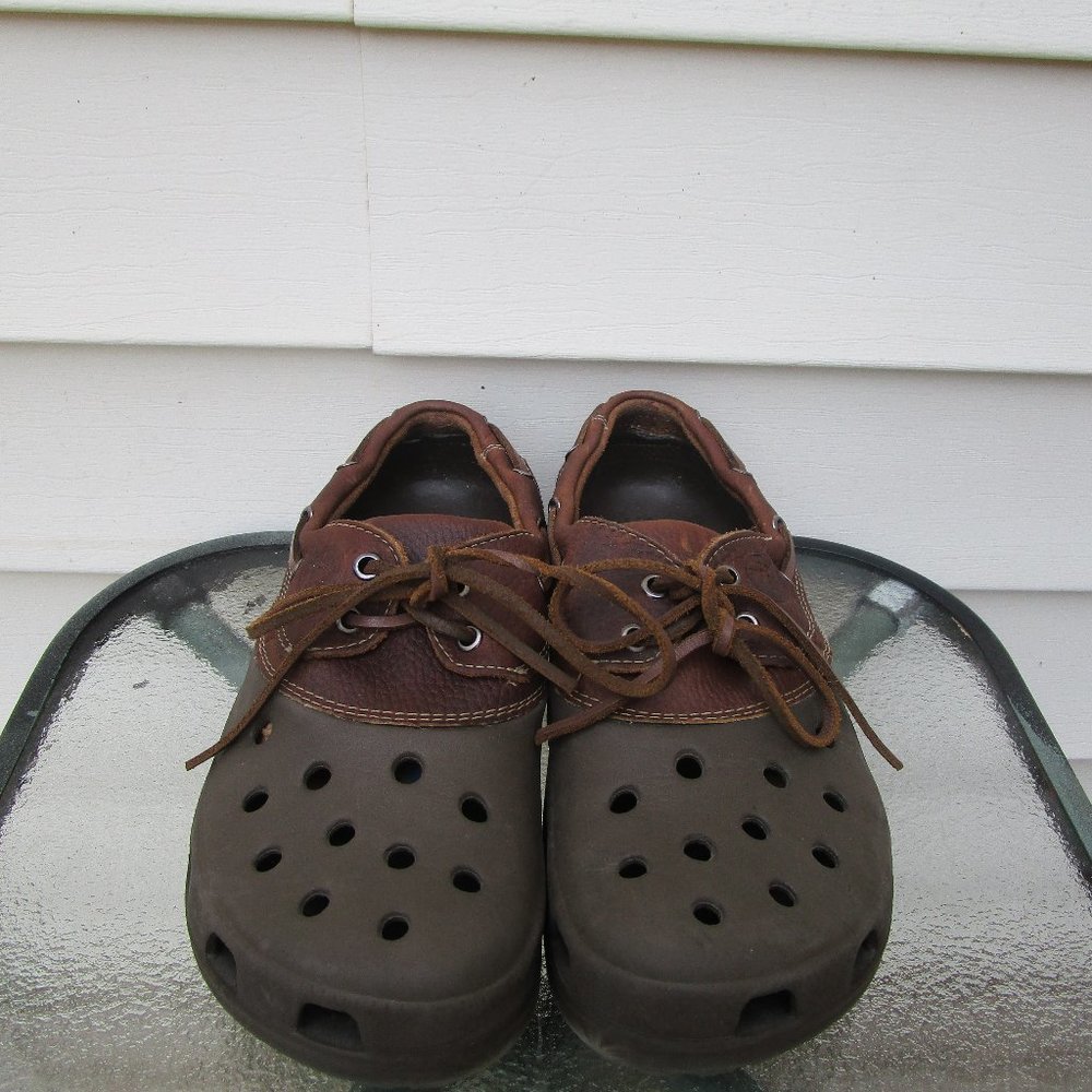 islander crocs women's